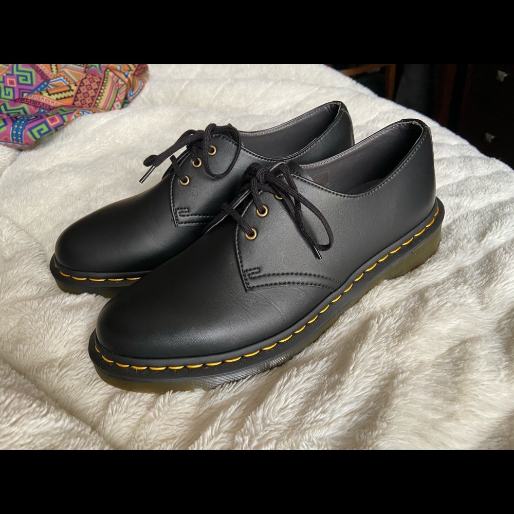 Dr. Martens Oxford